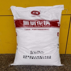 片堿（氫氧化鈉/NaOH）——火堿，苛性